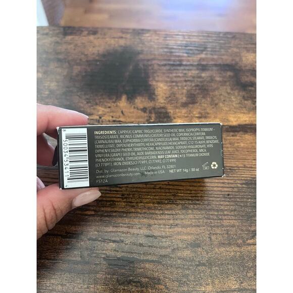 Glamazon by Kim Baker Second to None Foundation Stick Chocolate Mousse Compact - Picture 6 of 11